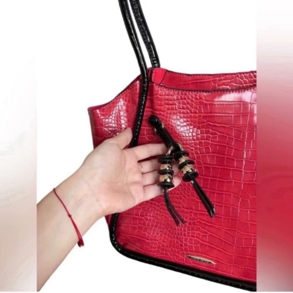 AMERI MODE Red/Black Tote Bag - Picture 6 of 10